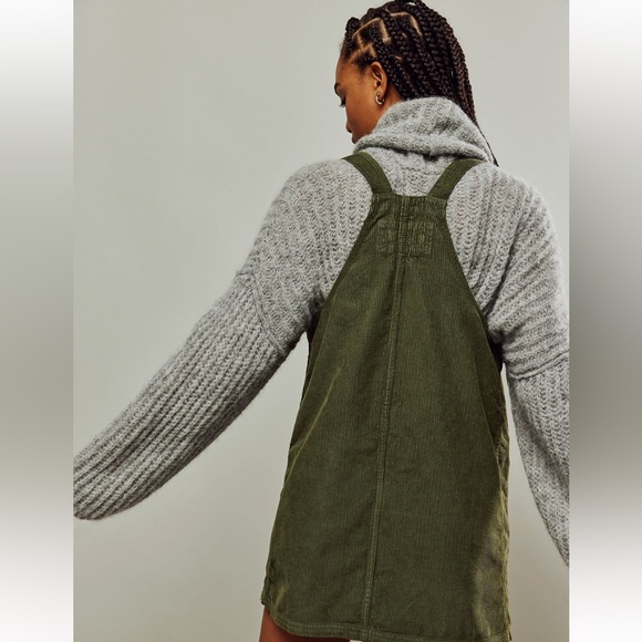 NWT We The Free Overall Smock Cord Top in Adventurer Size Small - Picture 2 of 9